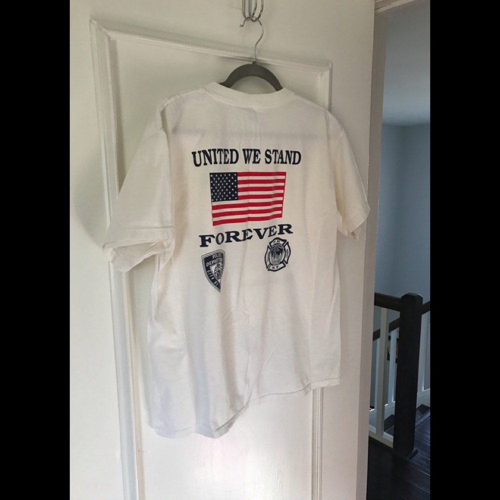 Vintage RARE Authentic 9/11 Firefighter/Police Tee - Picture 12 of 14